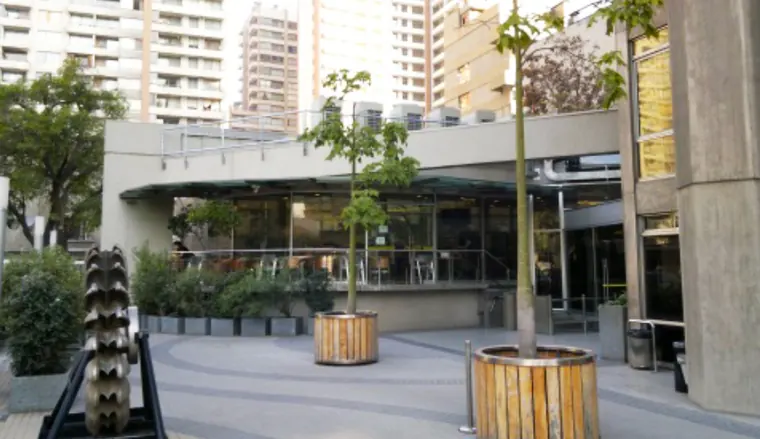 Barandas de seguridad, Edificio Corporativo ENDESA, Santa Rosa 76